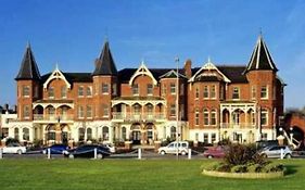 Esplanade Hotel On The Seafront